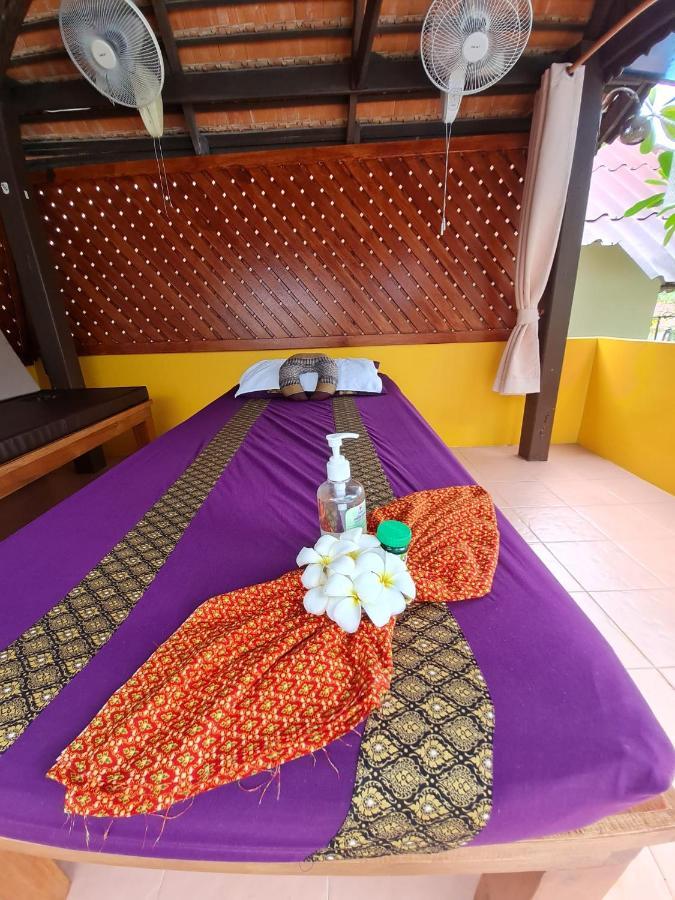 Bee Nat Garden Resort Bang Rak Beach  Exterior foto
