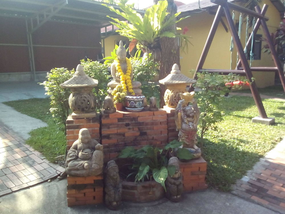 Bee Nat Garden Resort Bang Rak Beach  Exterior foto