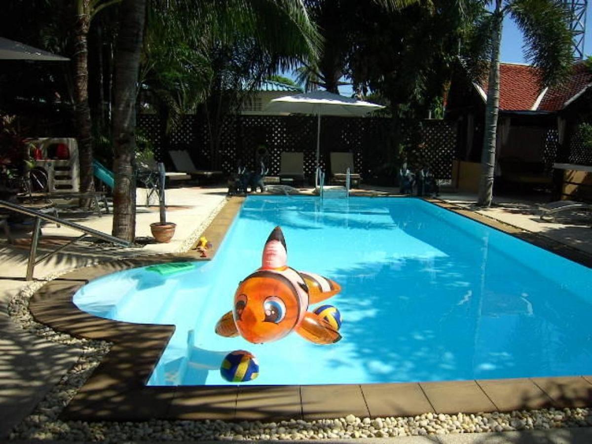 Bee Nat Garden Resort Bang Rak Beach  Exterior foto