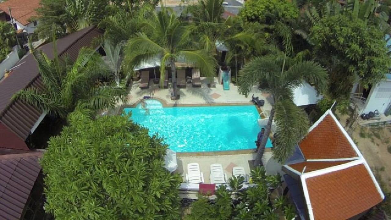 Bee Nat Garden Resort Bang Rak Beach  Exterior foto